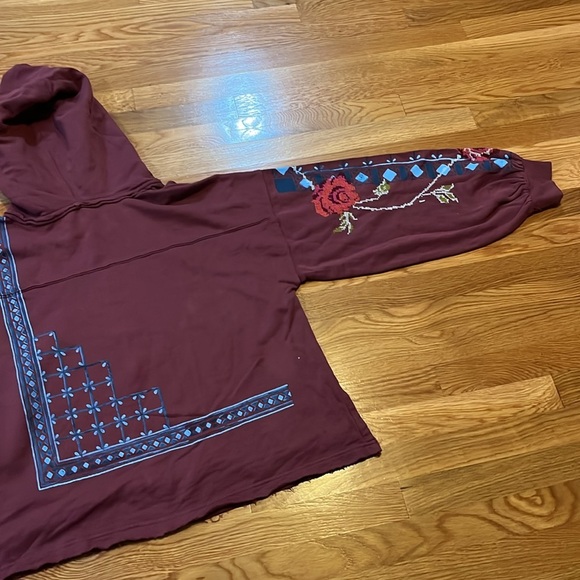 Free People Sweet Treat Pullover Size Large NWT - Picture 16 of 16